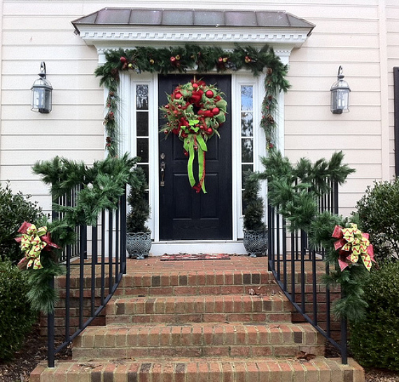 Amazing Holiday Porch Ideas| Holiday Porch Decor, Holiday Porch Decor Ideas, Holiday Porch Decor Christmas Home, Christmas Porch Decorating Ideas, Christmas Porch Ideas #ChristmasPorchDecoratingIDeas #ChristmasPorchIdeas #HolidayPorch #HolidayPorchIdeas