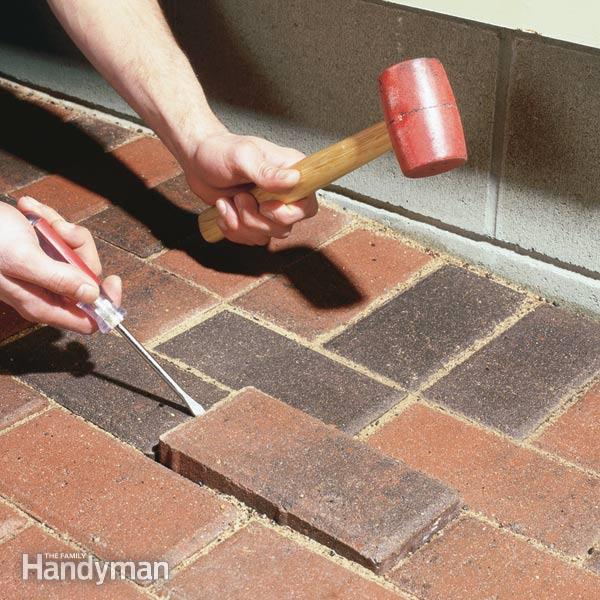 How to lay brick pavers, brick pavers, outdoor projects, outdoor living, gardening projects, tips and tricks, gardening tips and tricks.