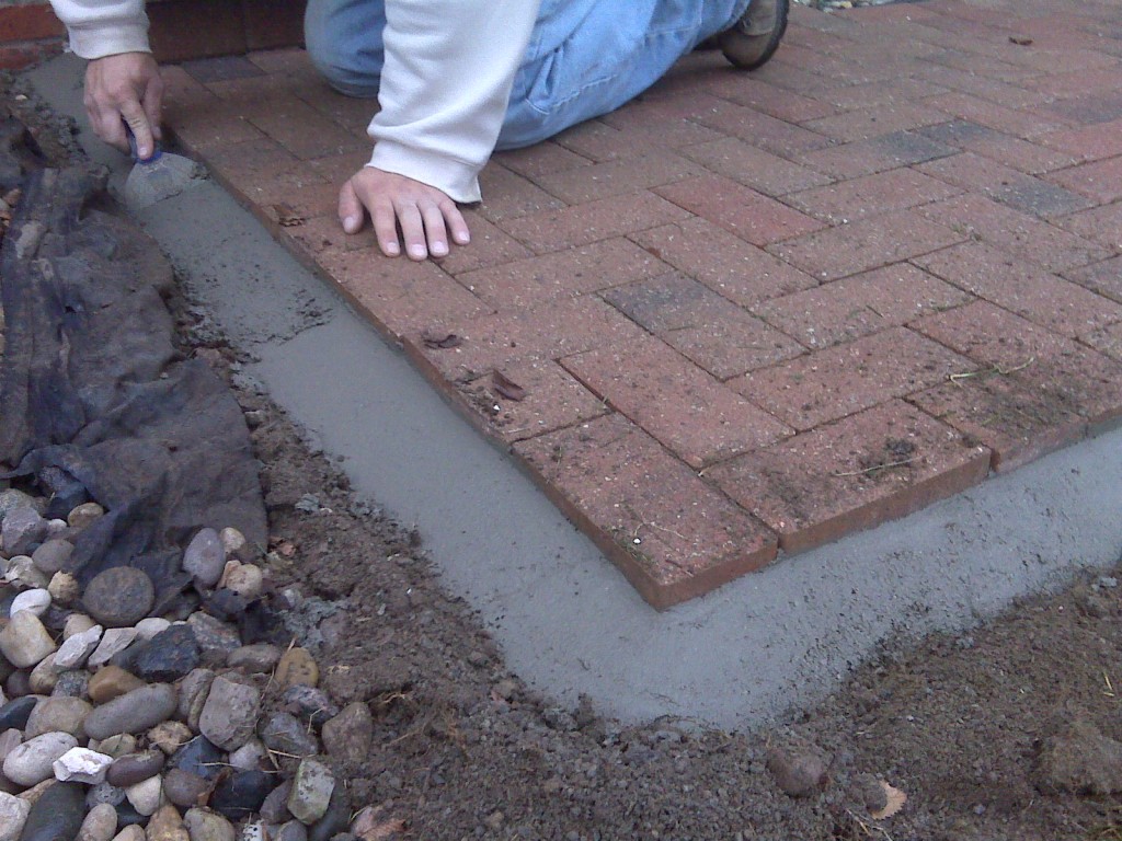 10 Tips You Should Know When Laying Brick Pavers ~ Bless My Weeds