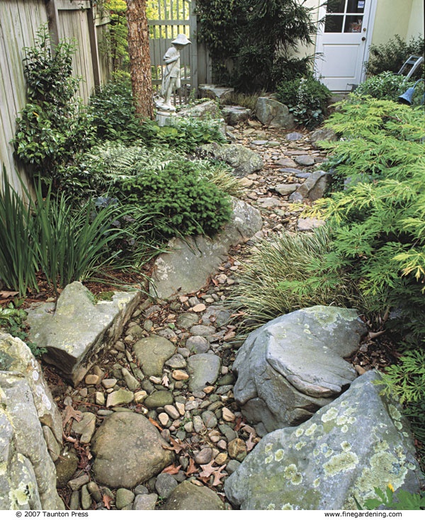 Dry creek beds, outdoor living, xeriscape ideas, popular pin, outdoor DIY, yard and landscape, landscaping hacks.