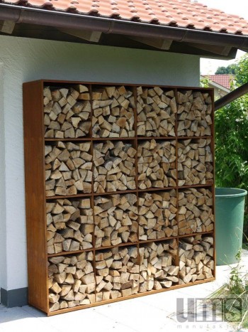 Outdoor firewood, outdoor projects, DIY outdoors, outdoor living, popular pin, DIY projects, firewood racks, outdoor storage. 