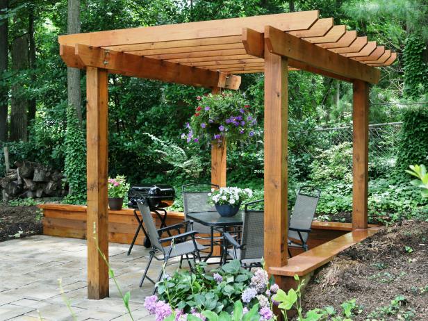How to Make Your Spaces Look Huge, How to Create More Outdoor Space, Tips and Tricks, Landscape Design Tips, Landscape Design Ideas, How to Make Your Backyard Look Bigger, How to Make Your Yard Look Huge, Garden, Outdoor Living