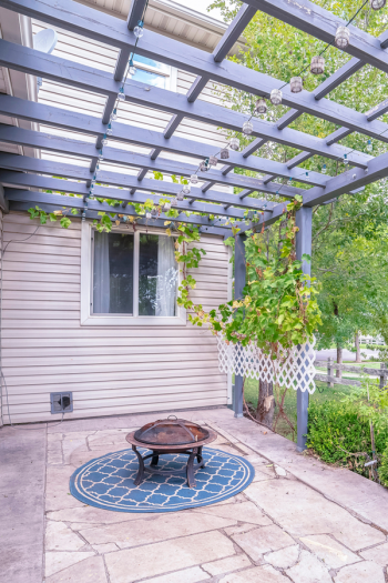 Beautiful budget backyard patio designs are just the thing for when you want to add a patio to your backyard--on a budget. Spending extra time at home means outdoor living space is extra important. But you don't have to spend a ton of money to get it! Your backyard will quickly become your favorite place! 